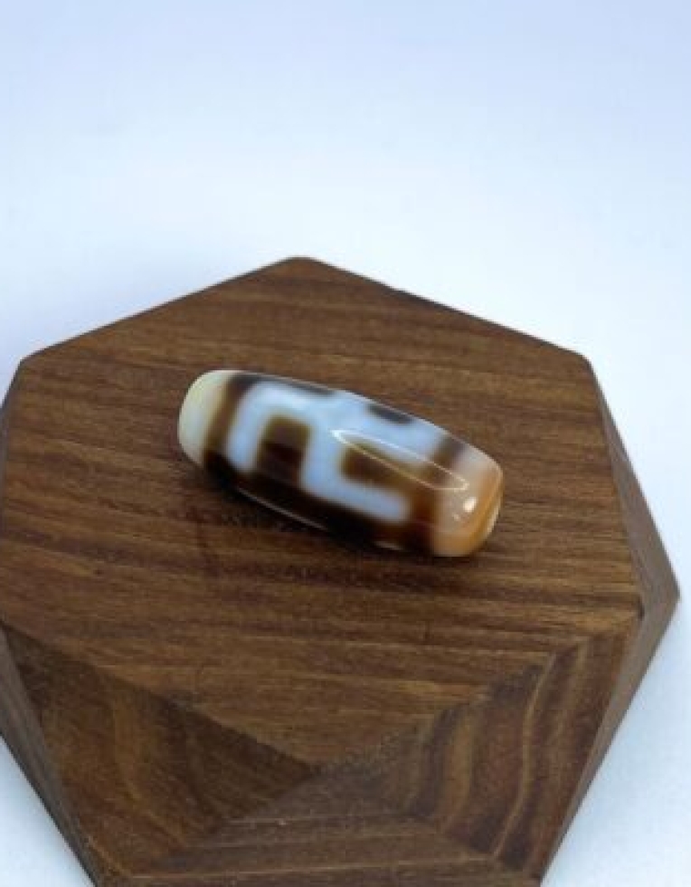 DZI CHỮ VẠN – BIỂU TƯỢNG MAY MẮN TOÀN DIỆN