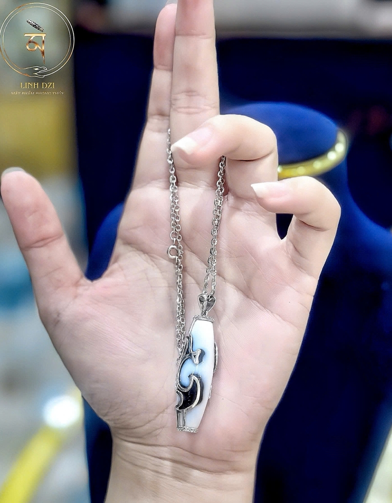 DZI NHƯ Ý BẠCH NGỌC