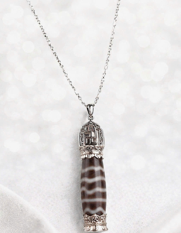 Vòng cổ Dzi Sóng Nước